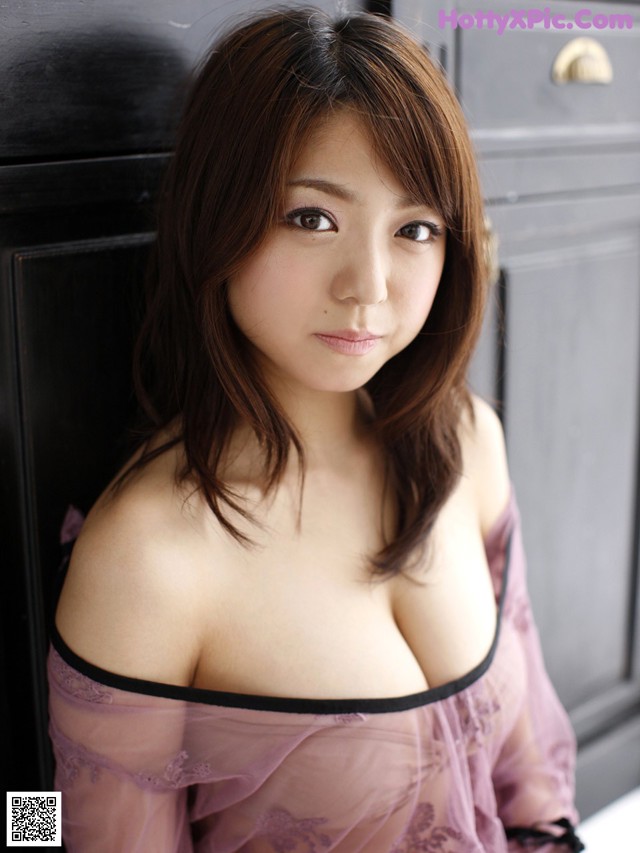 Shizuka Nakamura - Beautyandbraces Nudr Pic
